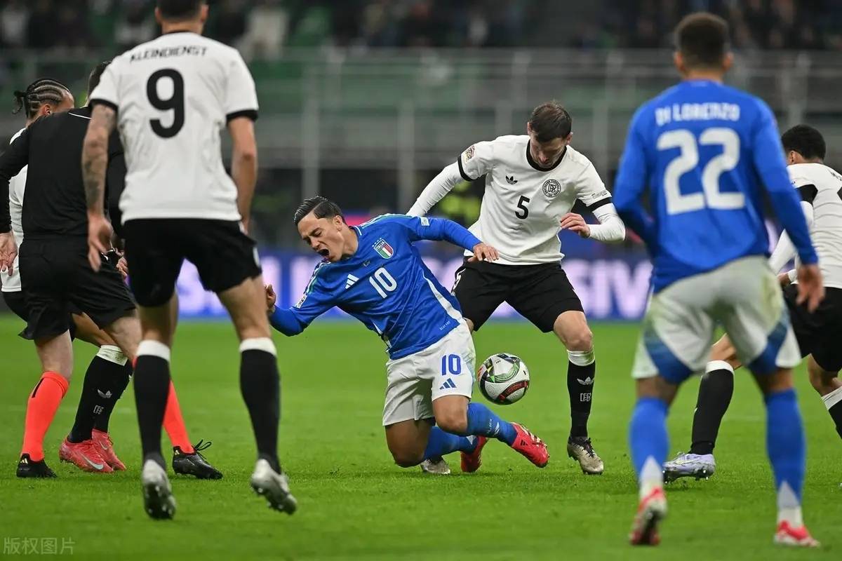 关于德国大比分取胜：欧预赛轻松晋级小组领跑的信息