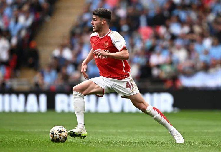 包含阿森纳队员称在欧冠中心情高涨的词条