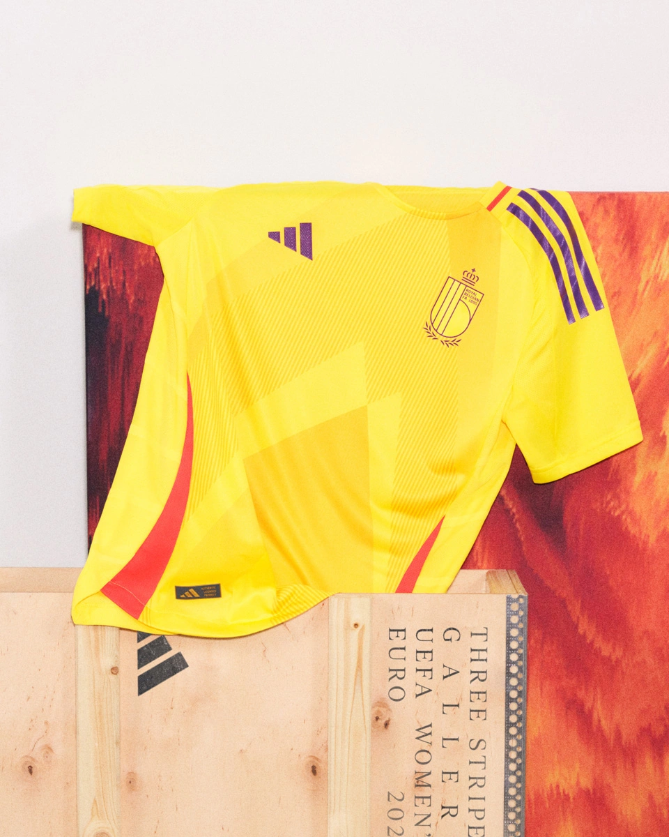 比利时联赛俱乐部宣布推出新赛季球衣设计