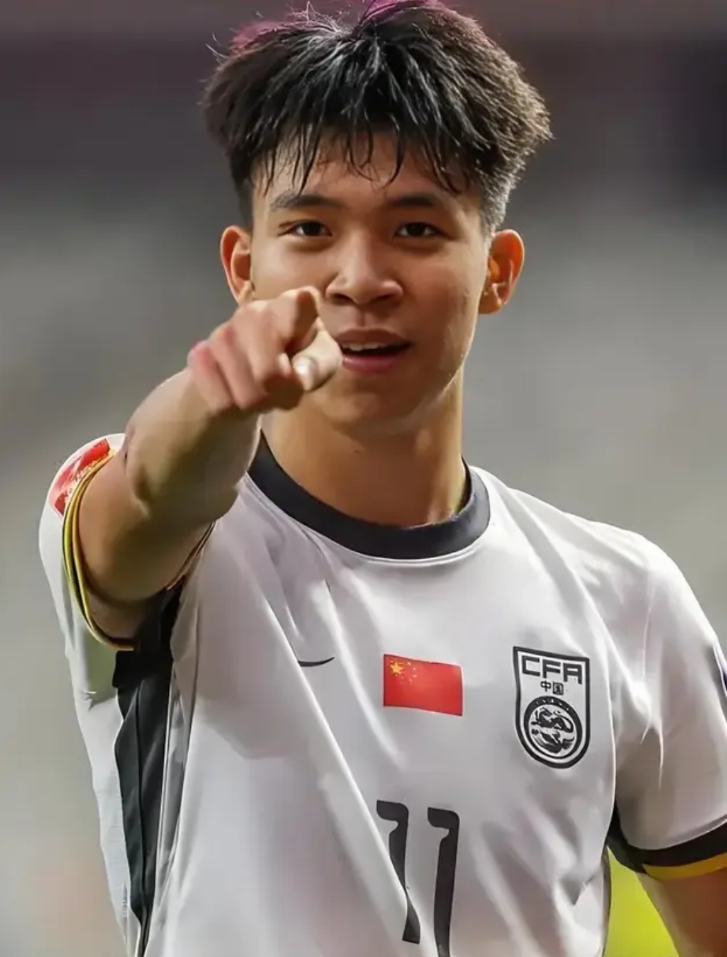 包含技高一筹，实力雄厚展现绝佳球艺的词条