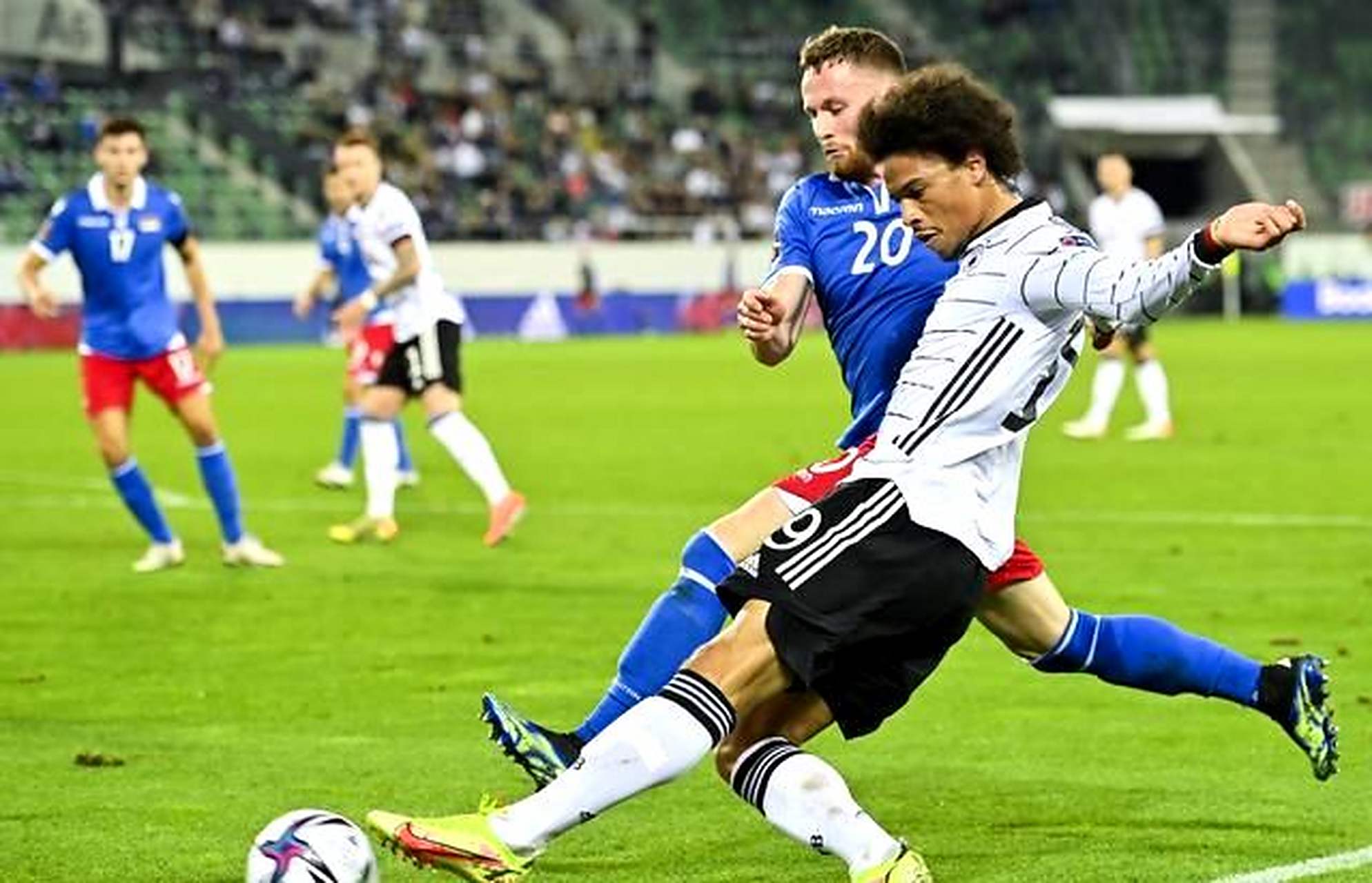 关于列支敦士登队在欧预赛中闯入十六强，再创佳绩的信息