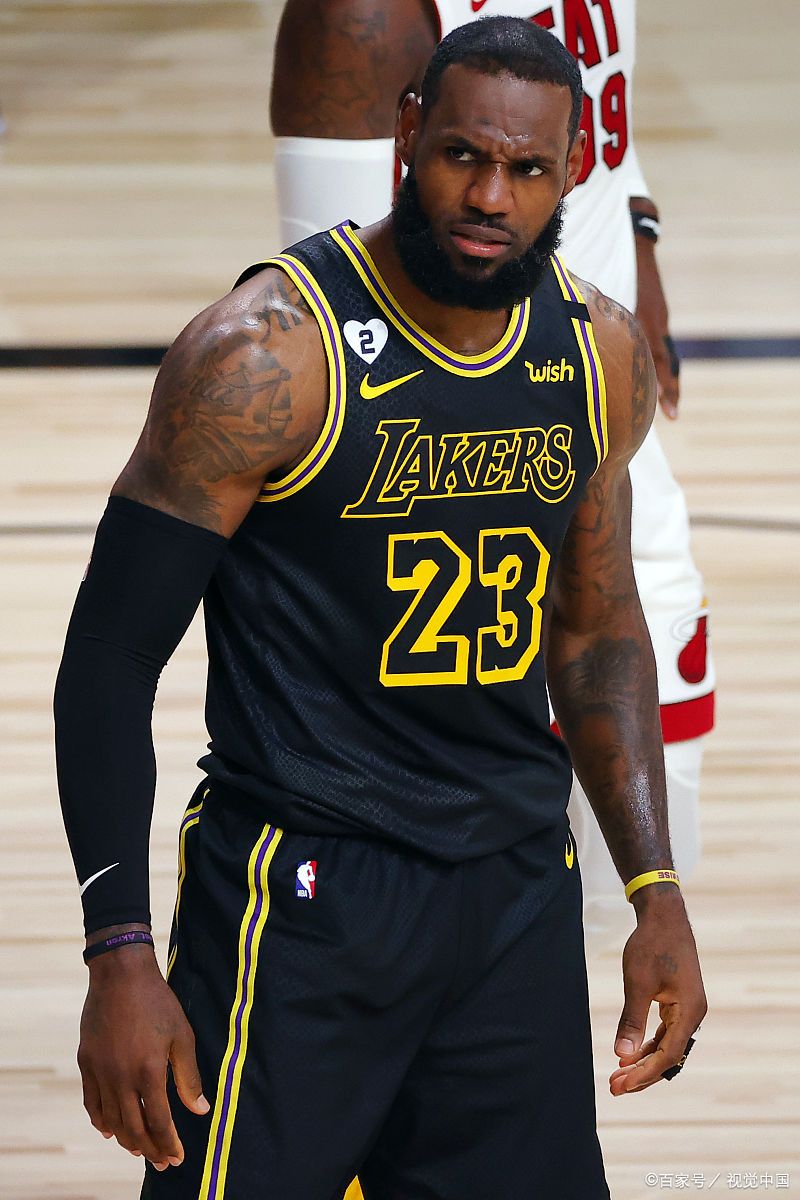 开云体育官方网站-一位老将球员在关键时刻挺身而出