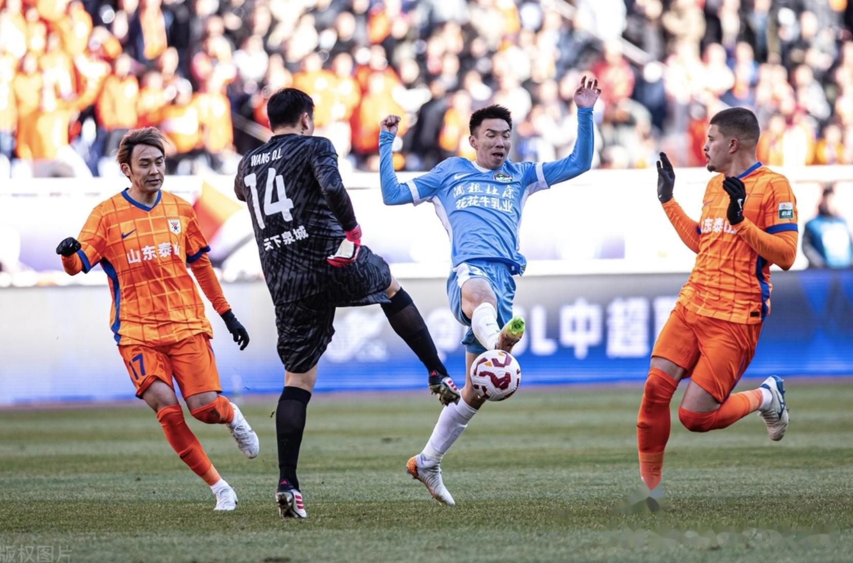 包含河南队实力强劲，轻松取得胜利的词条