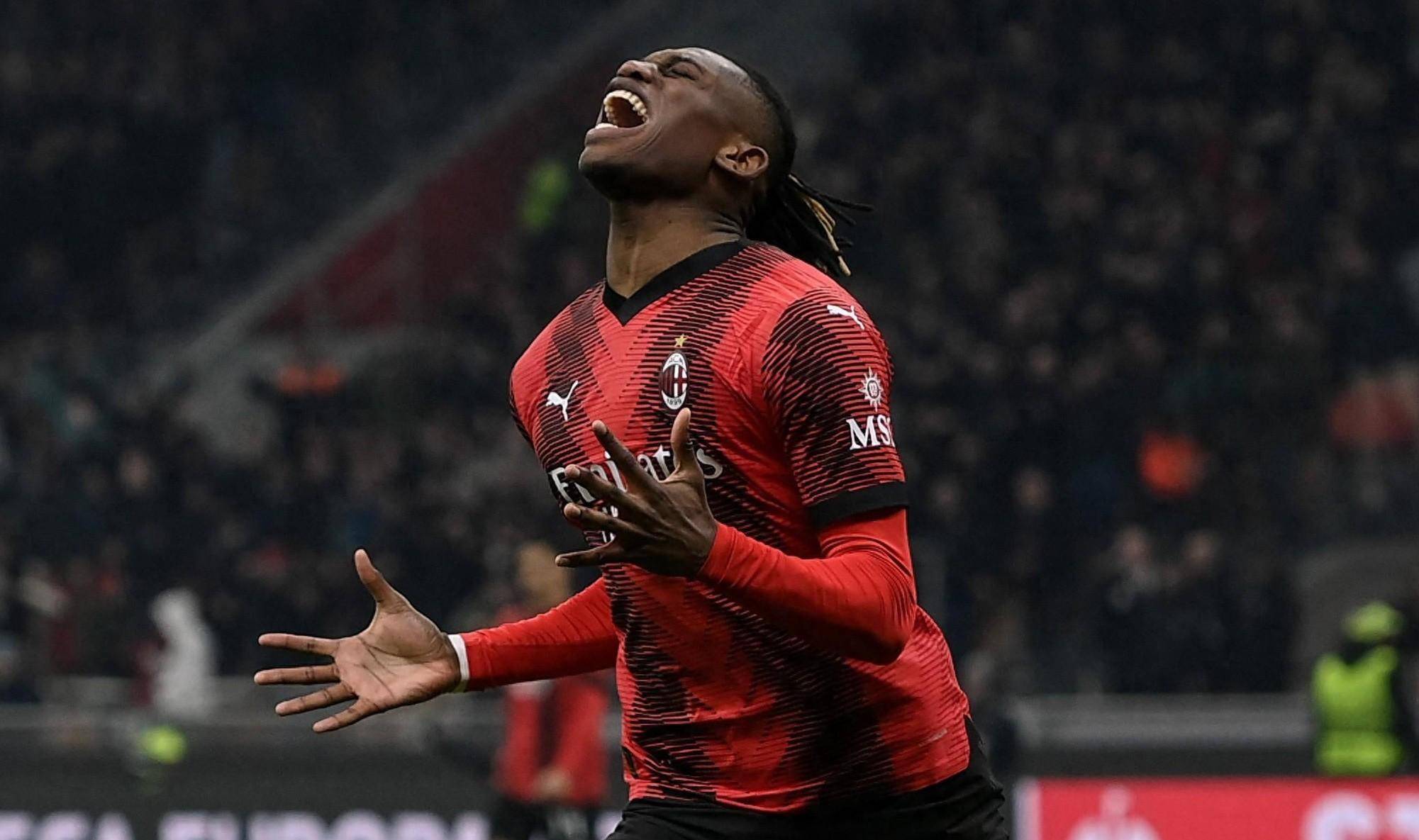 包含中东球队斩获胜利，成功晋级比赛次轮的词条