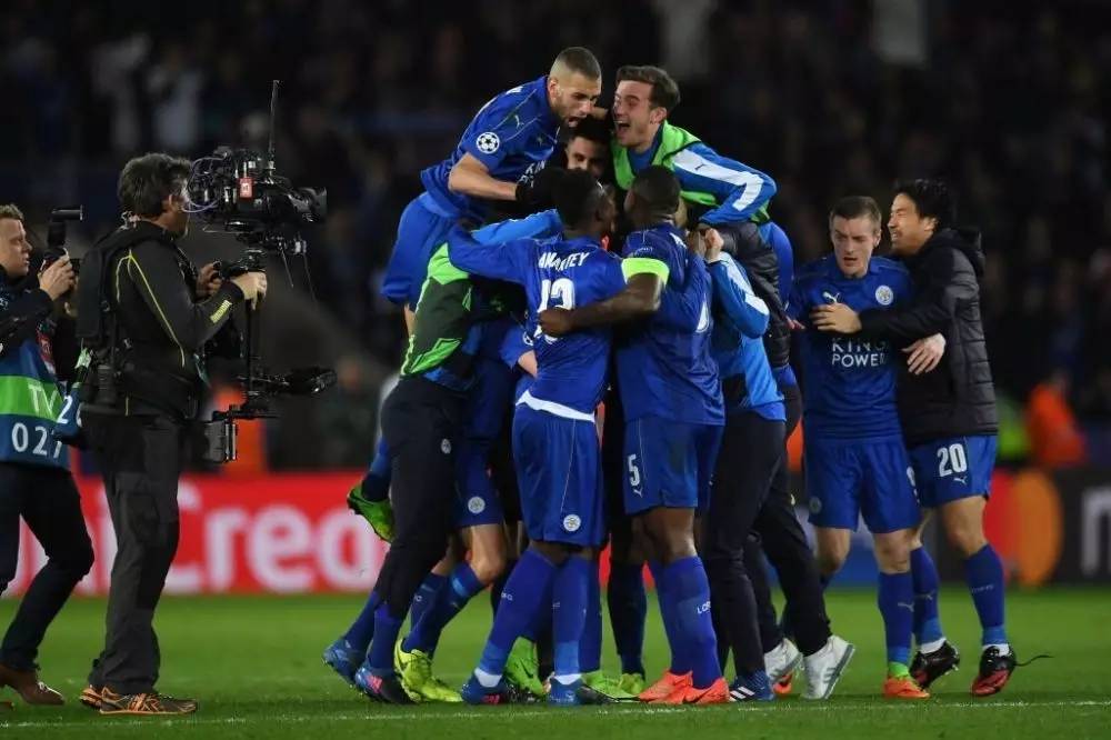 开云体育官方网站-淘汰赛中逆转成功，晋级下一轮