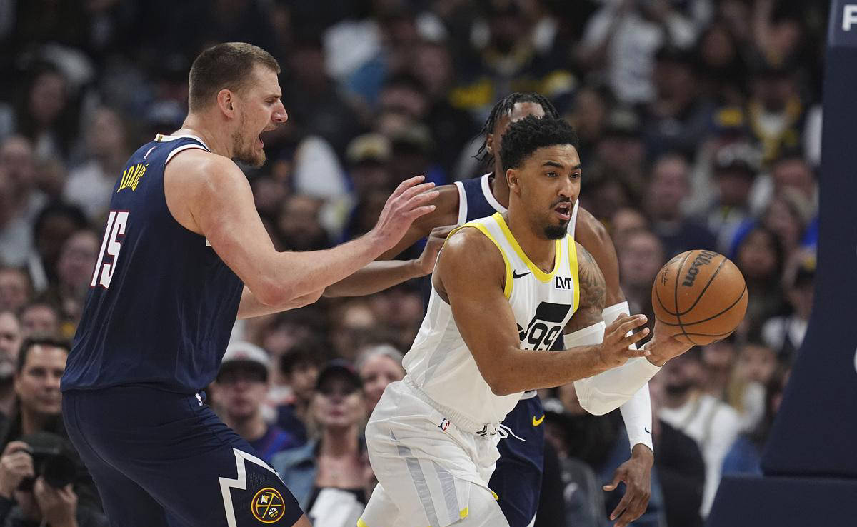 开云体育中国-关于爵士队遭遇困境，战绩一落千丈的信息