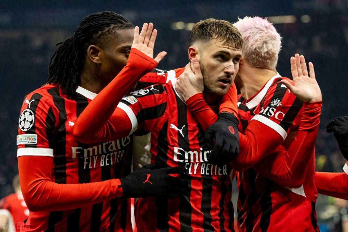 开云下载-AC米兰外援续约成功，红黑军团防线更稳