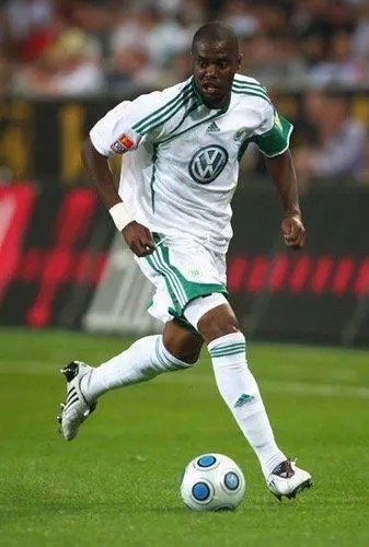 弗赖堡主场遭遇沃尔夫斯堡，不敌对手的简单介绍