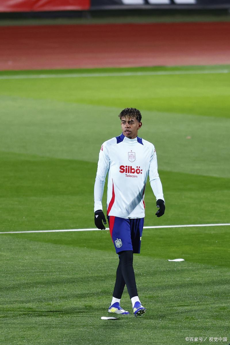 荷兰客场战胜白俄罗斯，继续保持领先优势的简单介绍