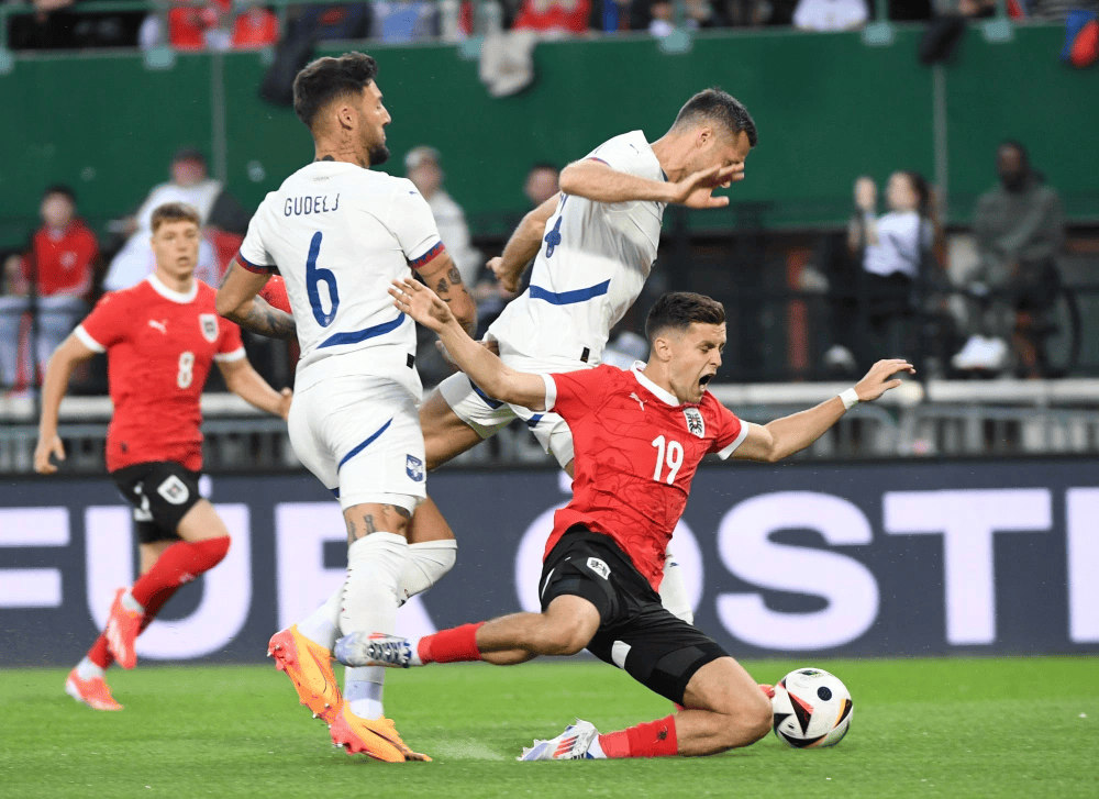 奥地利取得惊人胜利，成功晋级欧锦赛16强