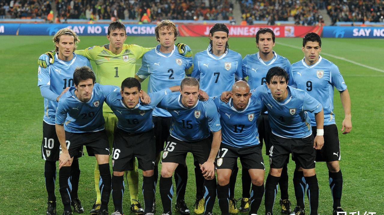 乌拉圭完胜巴黎,莱万惊艳四座 乌拉圭完胜巴黎,莱万惊艳四座