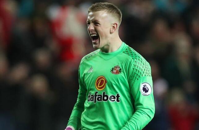 法国力克阿森纳，皮克刷新纪录